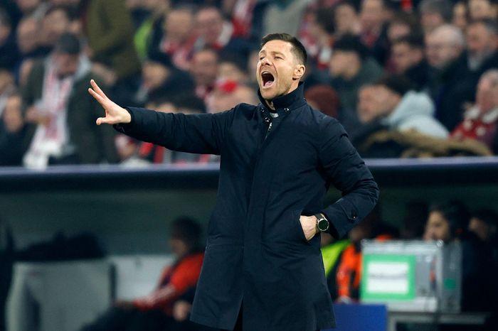 Bảng tỷ số điện tử tại Allianz Arena hiển thị kết quả cuối cùng 4-0 trận đấu kỳ diệu Bayern Munich vs Barcelona tại Champions League