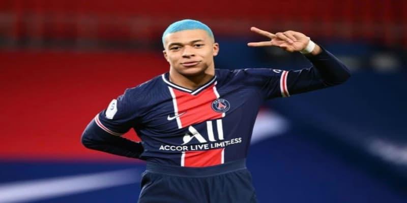 Hình ảnh Kylian Mbappé biểu tượng cho sự thành công của hệ thống đào tạo trẻ và phát triển cầu thủ tại Ligue 1