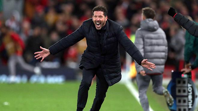 Huấn luyện viên Diego Simeone chỉ đạo chiến thuật giúp Atlético Madrid duy trì thành tích ổn định La Liga
