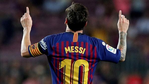 Siêu sao Neymar Jr. trong màu áo PSG, biểu tượng cho sự nâng tầm của bóng đá Pháp trên trường quốc tế sau vụ chuyển nhượng kỷ lục.