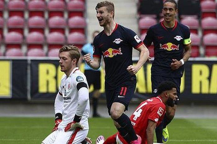 Sự Cạnh Tranh Khốc Liệt: Cuộc Đối Đầu Giữa Gã Khổng Lồ Bundesliga và Những Đội Bóng Nhỏ Kiên Cường