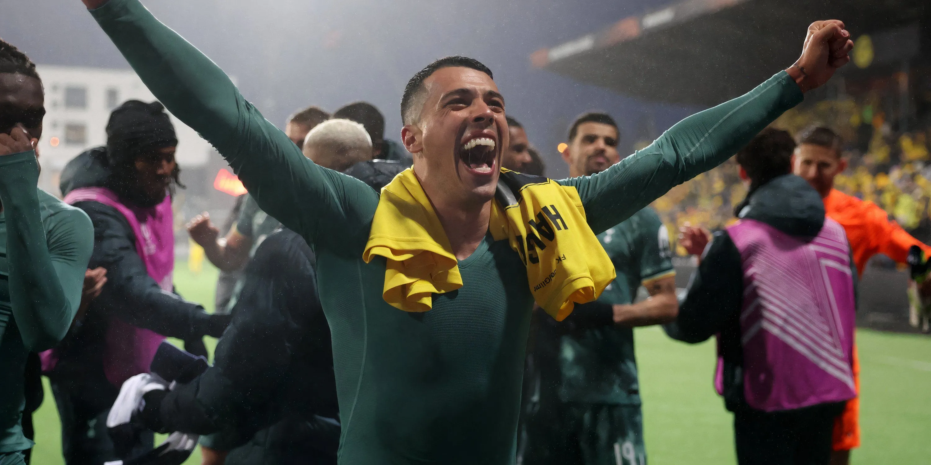 Aston Villa Sắp Chốt Sao Trẻ Pháp Kenny Quetant