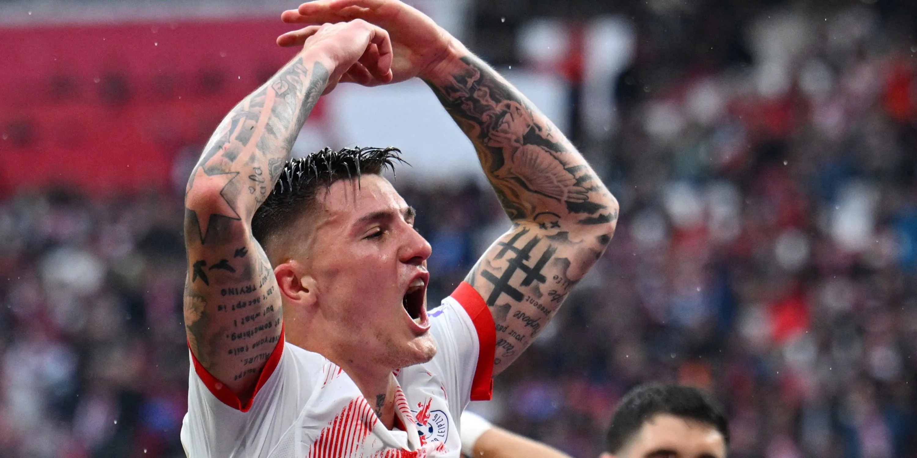 Benjamin Sesko ăn mừng bàn thắng cho RB Leipzig, cầu thủ được Arsenal quan tâm