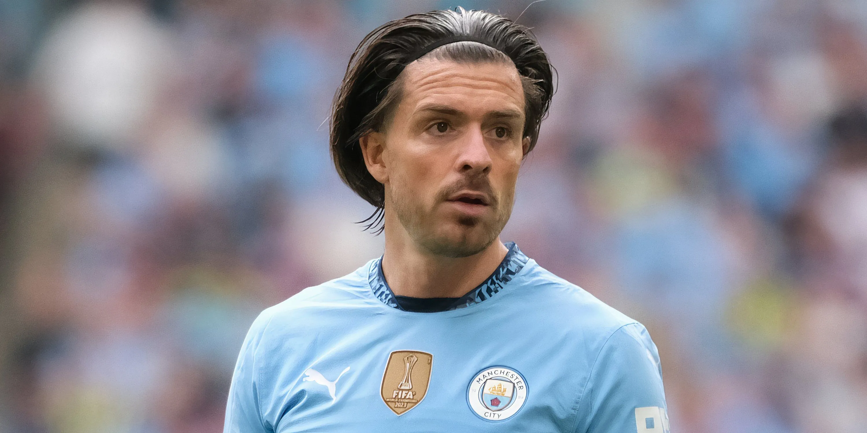 Jack Grealish trong màu áo Manchester City thi đấu tại Premier League
