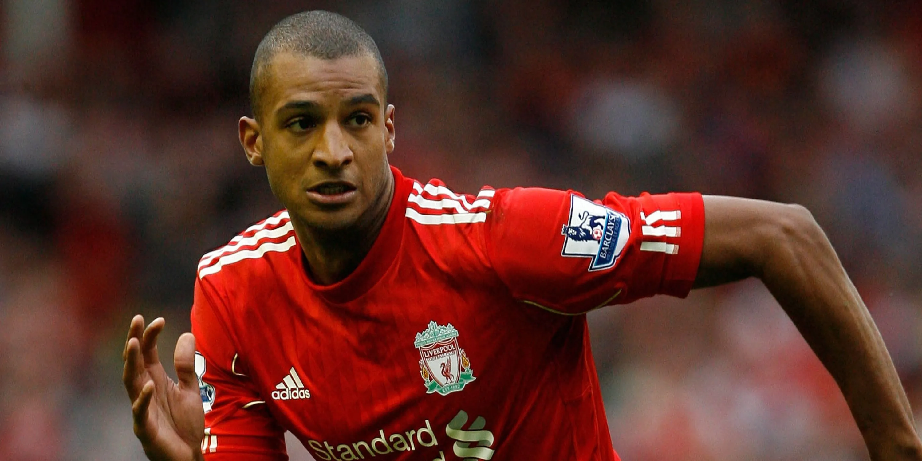 David N'Gog trong màu áo Liverpool