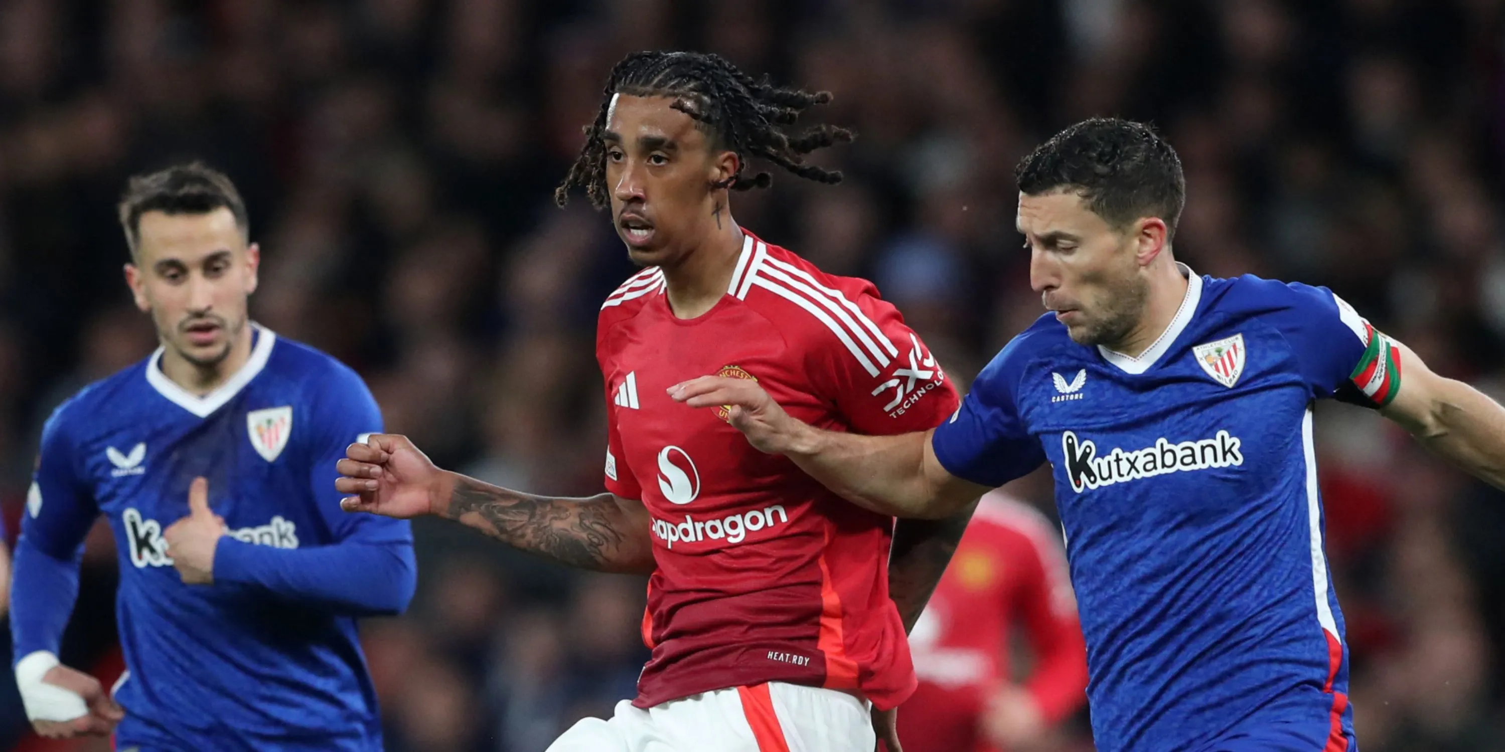 Leny Yoro, trung vệ trẻ tiềm năng của Manchester United