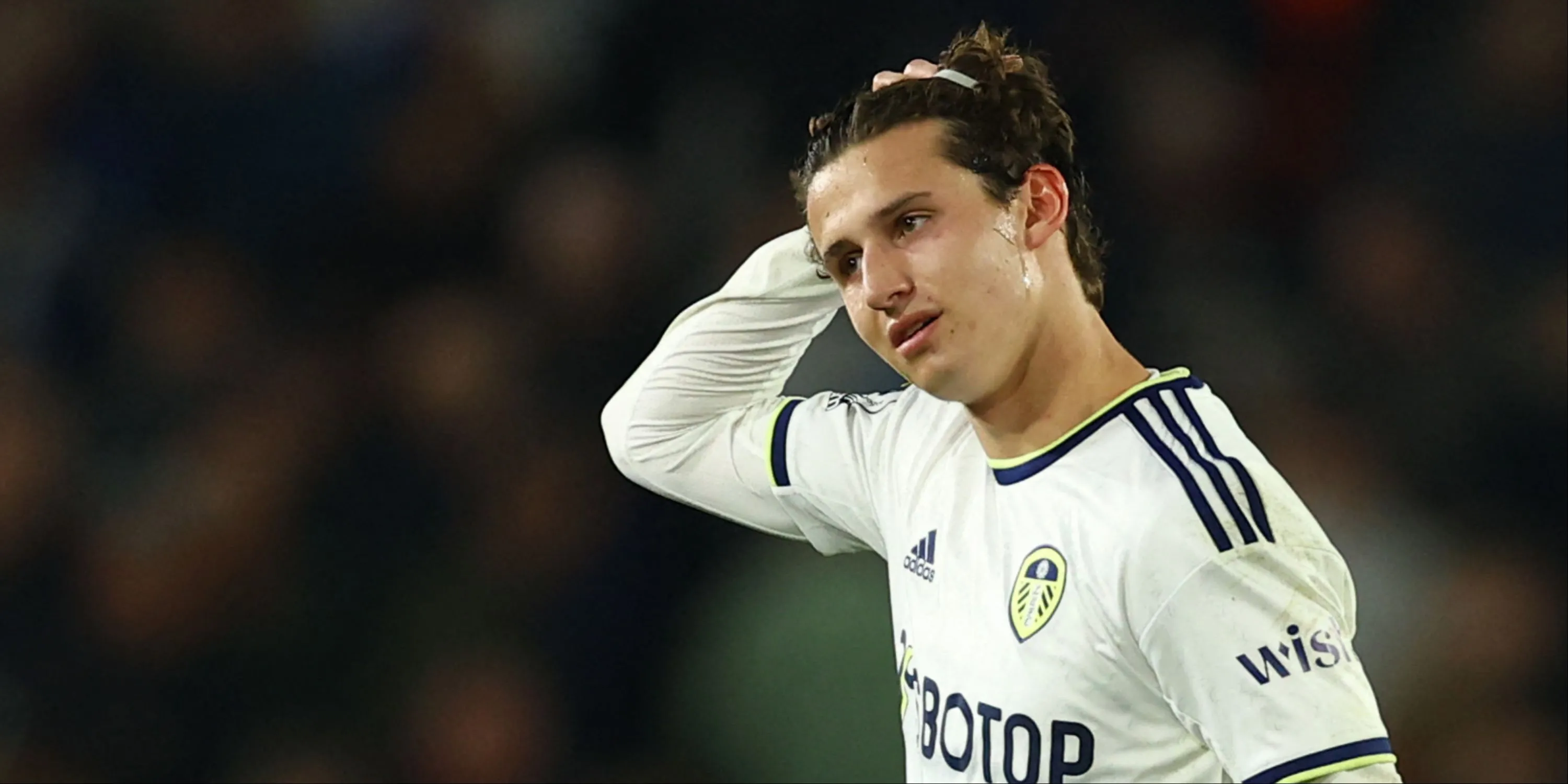 Aaronson thi đấu tại Elland Road dưới thời Jesse Marsch, nỗ lực tìm lại phong độ