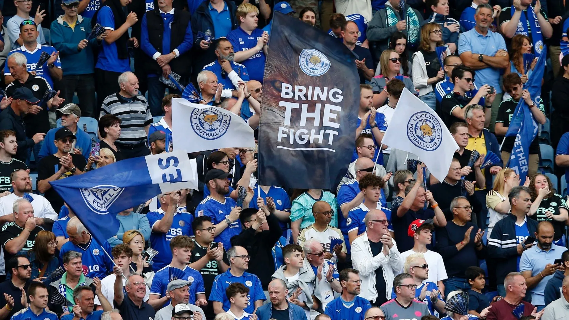 CĐV Leicester thất vọng tại King Power sau những khó khăn gần đây