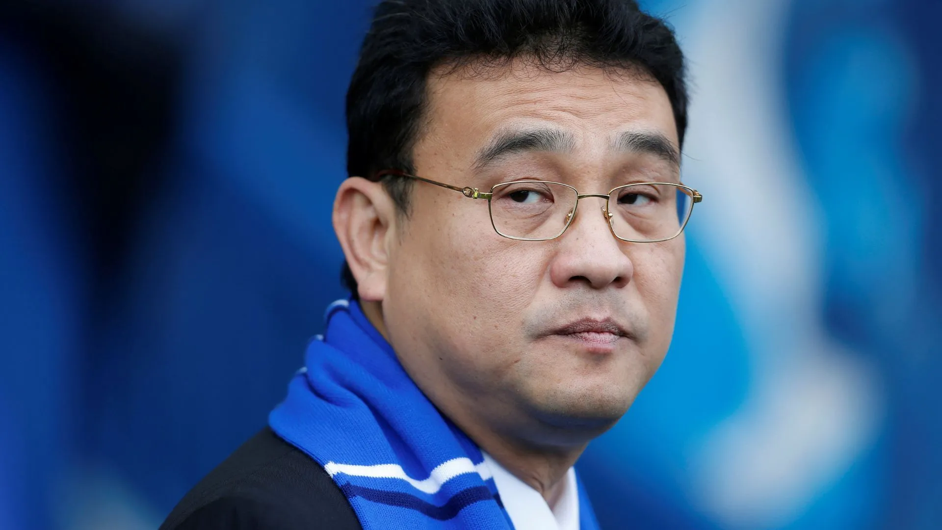 Chân dung Dejphon Chansiri, chủ sở hữu Sheffield Wednesday, gây tranh cãi về quản lý tài chính và quyền sở hữu Hillsborough