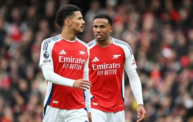 Gabriel Magalhaes và William Saliba trở thành nền tảng cho Arsenal