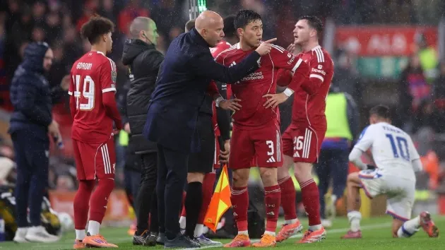 Liverpool liên tiếp nhận thất bại trong thời gian gần đây, cảnh tượng chỉ ra rõ ràng khủng hoảng phong độ.