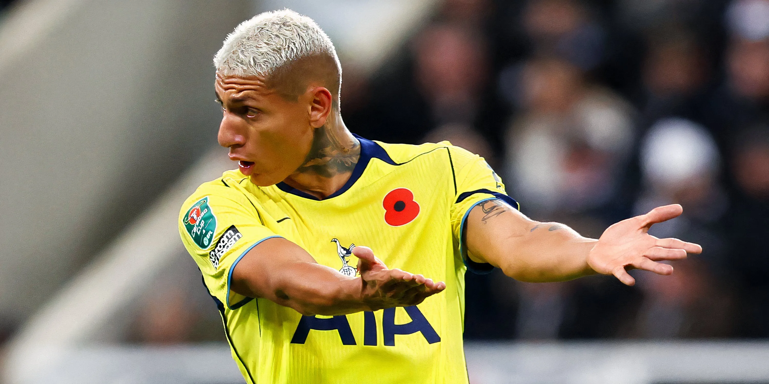 Richarlison thi đấu thiếu hiệu quả trong trận Tottenham vs Newcastle